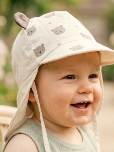 Czapka letnia z daszkiem dla chłopca (3).jpg