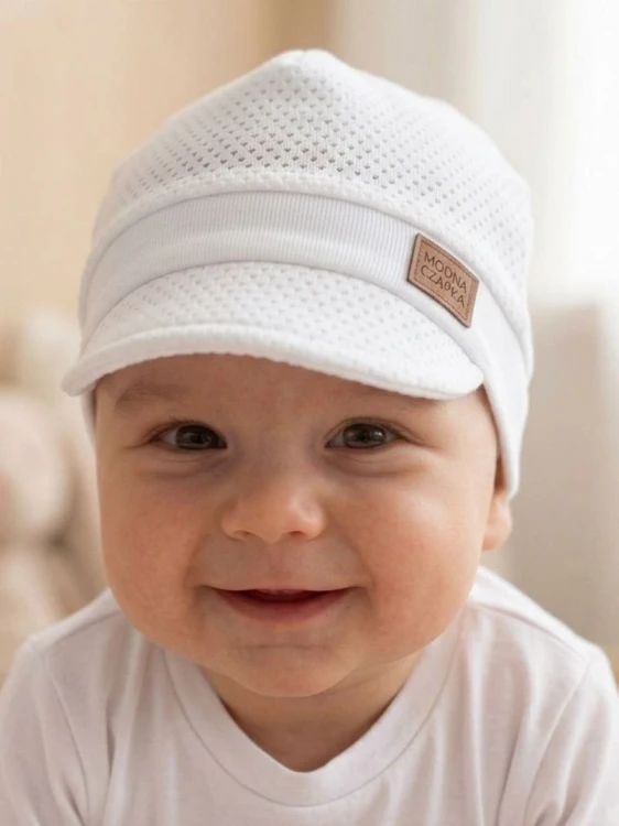 Czapka z daszkiem i siateczką (1).jpg
