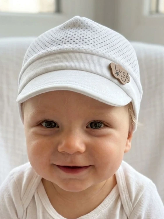 Czapka z daszkiem dla chłopca (1).jpg